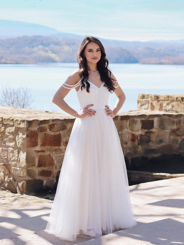 BRAZIA'S BRIDE|A-Line Pearl Spaghetti Strap Embroidered Tulle Wedding Dress with V-Neck Fan Photos 1
