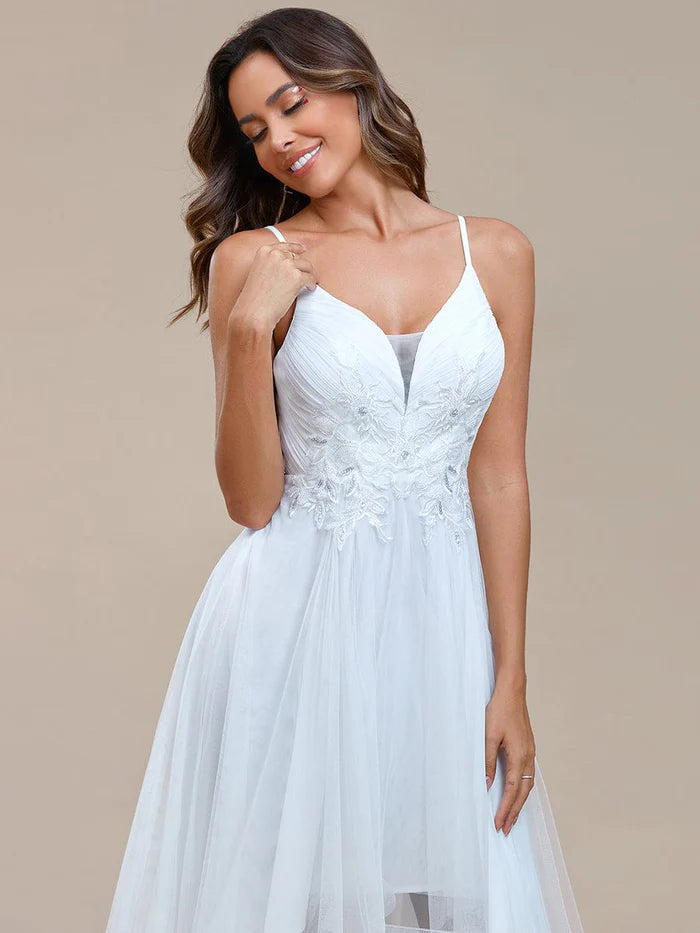 What Are the Hottest White Graduation Dresses Styles on Ever-Pretty?
