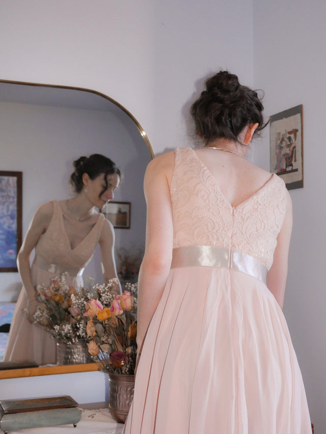 ever COSTA|Stunning V Neck Lace Dress with Asymmetrical Hems Fan Photos 2
