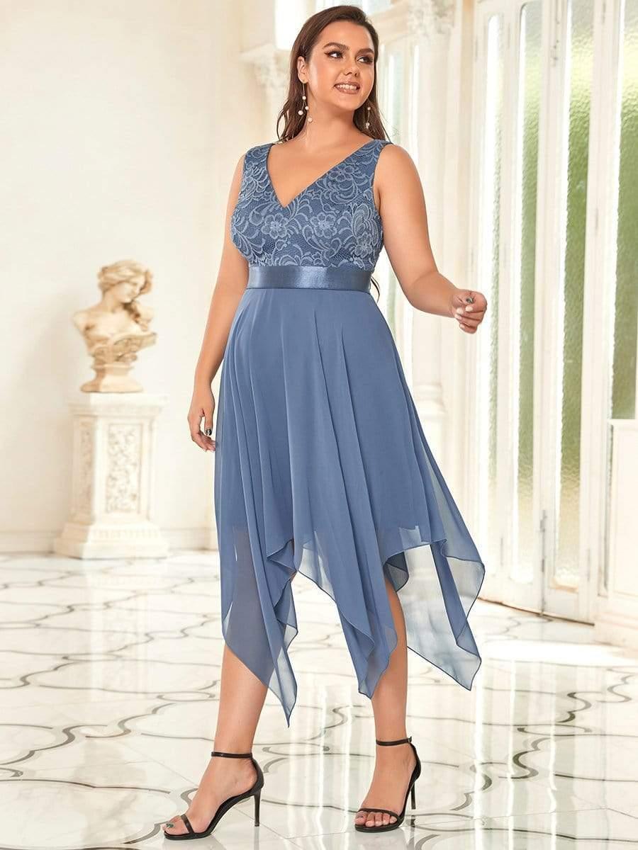 Plus Size Stunning V Neck Lace & Chiffon Prom Dress for Women #color_Dusty Blue