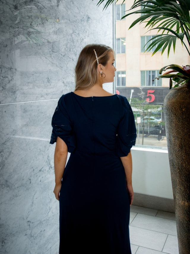 ever VICOTIRE|Trendy Round Neck Bodycon Wedding Guest Dress with Sleeves Fan Photos 1
