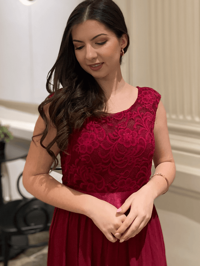 Classic Round Neck V Back Lace Bodice Bridesmaid Dress Fan Photos 4
