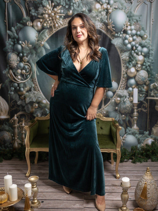 ever REINE|Elegant Double V Neck Velvet Evening Dress with Sleeves Fan Photos 7
