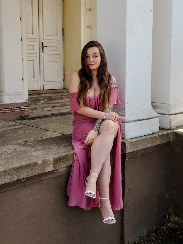 ever ÉMILE|Plus Size Off the Shoulder Formal Bridesmaid Dress with Thigh Split Fan Photos 1
