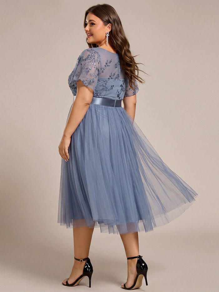 Plus Size Tulle Midi Tulle Bridesmaid Dress with Round Neckline