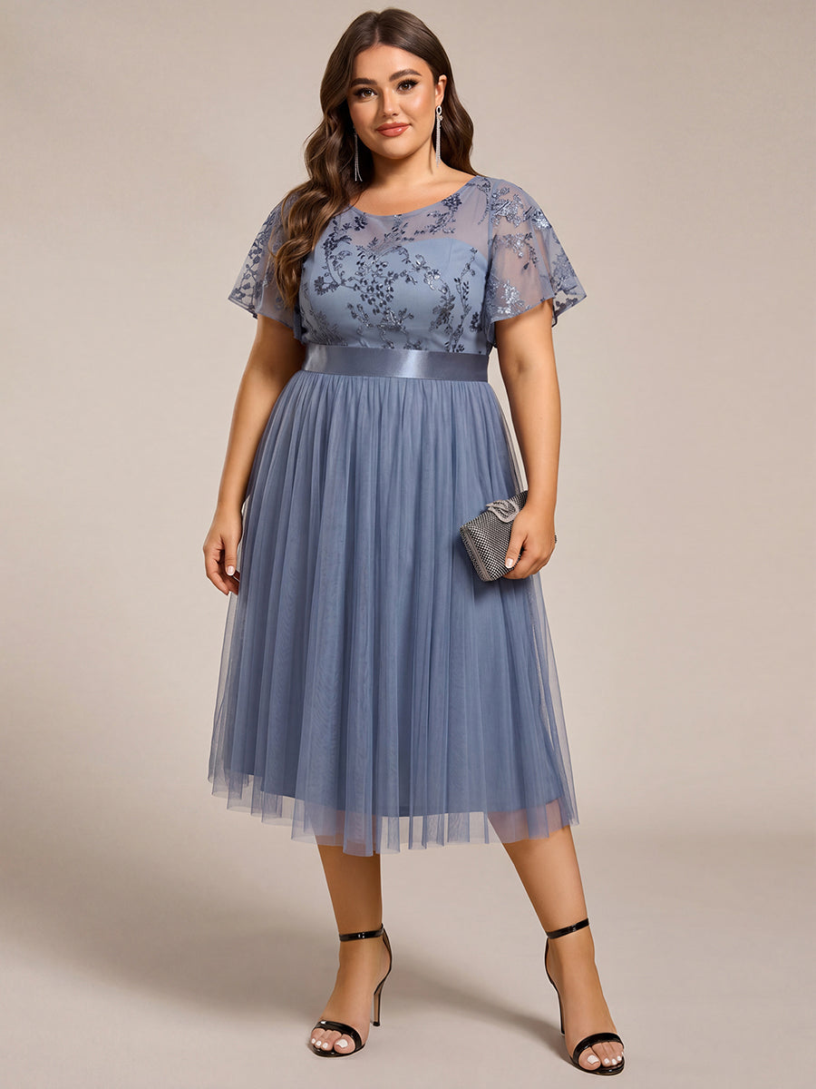 Ever-Pretty Plus Size Tulle Midi Tulle Cocktail Dress with Round Neckline Ever-Pretty Plus Size Tulle Midi Tulle Cocktail Dress with Round Neckline