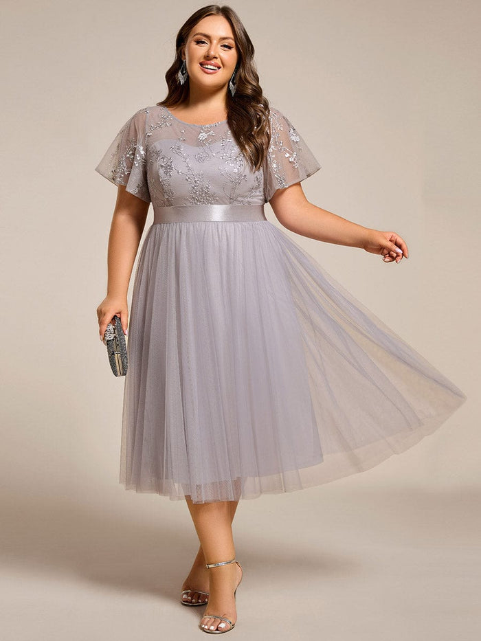 Plus Size Tulle Midi Tulle Bridesmaid Dress with Round Neckline