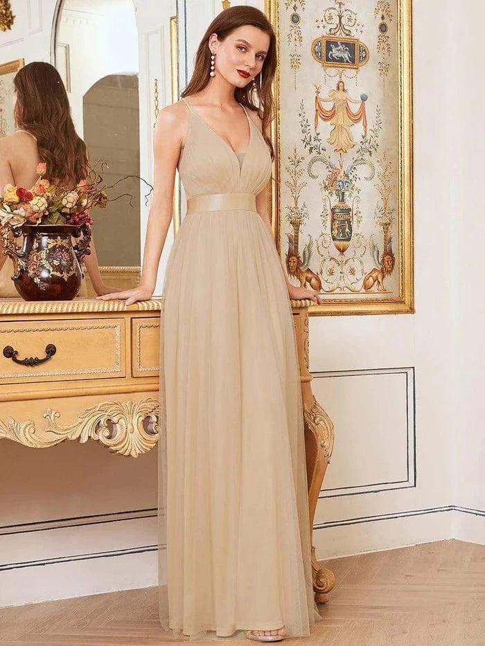 Gold Christmas Party Dresses: Luxurious and Dazzling