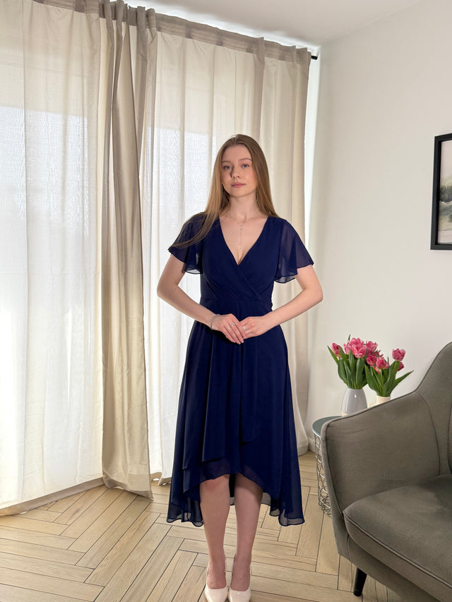 pretty LARK|Plus Size Chiffon Short Sleeves Pleated V-Neck A-Line Midi Wedding Guest Dress Fan Photos 6
