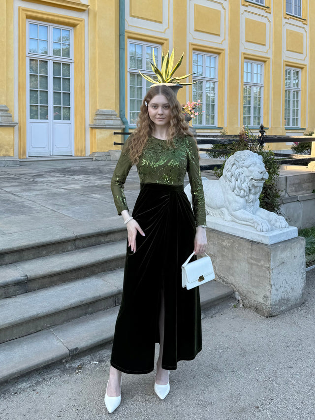 See-through Velvet Fitted Sleeve Evening Dress Fan Photos 3
