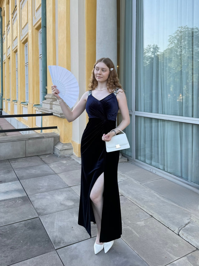 Sequin Velvet Sleeveless Evening Dress Fan Photos 3
