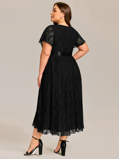Plus Size Lace Short Sleeve Round Neckline Midi Formal Dress #color_Black