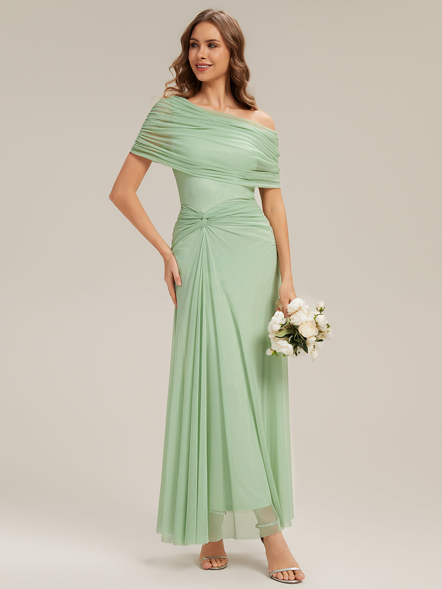 Tulle Off-the-shoulder Sleeve Bodycon Bridesmaid Dress #color_Mint Green