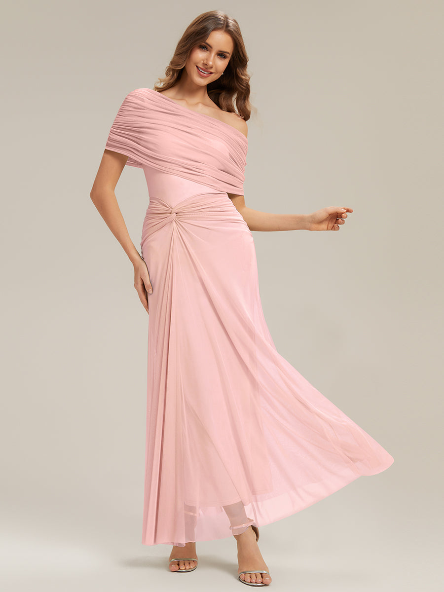 Tulle Off-the-shoulder Sleeve Bodycon Bridesmaid Dress #color_Pink