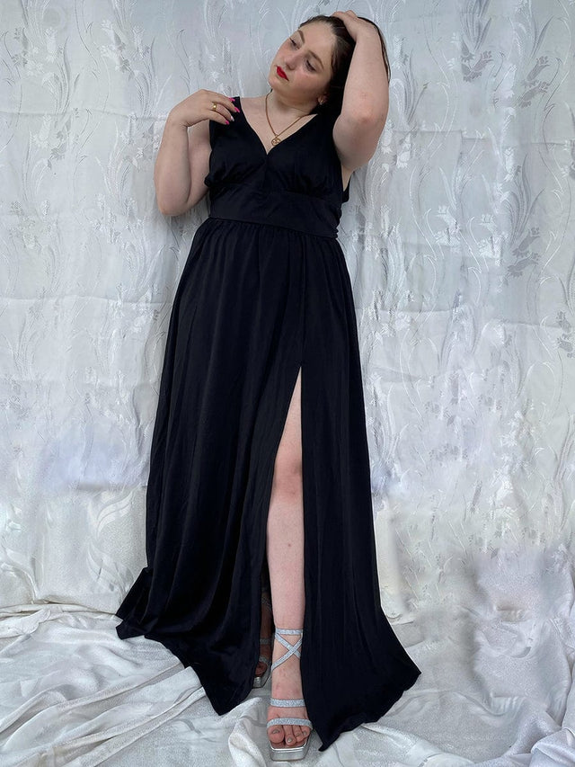 pretty SORAYA|Plus Size Sleeveless V-Neck Empire Waist High Slit Floor-Length Evening Dress Fan Photos 3
