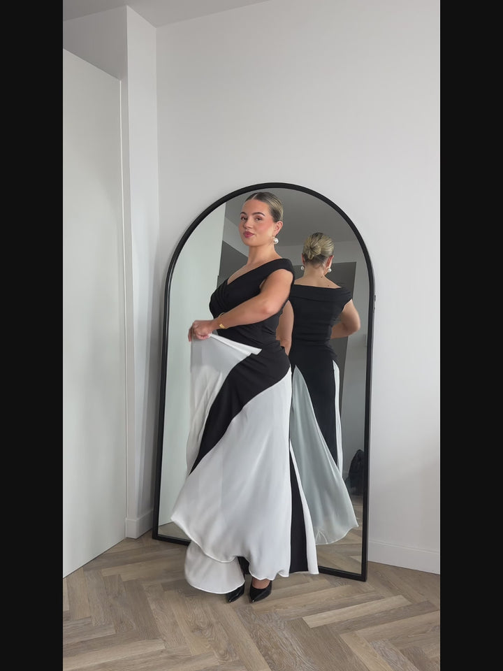 ever ONYX|Elegant Design Knit Cap Sleeve Formal Dress Fan Photos video 1