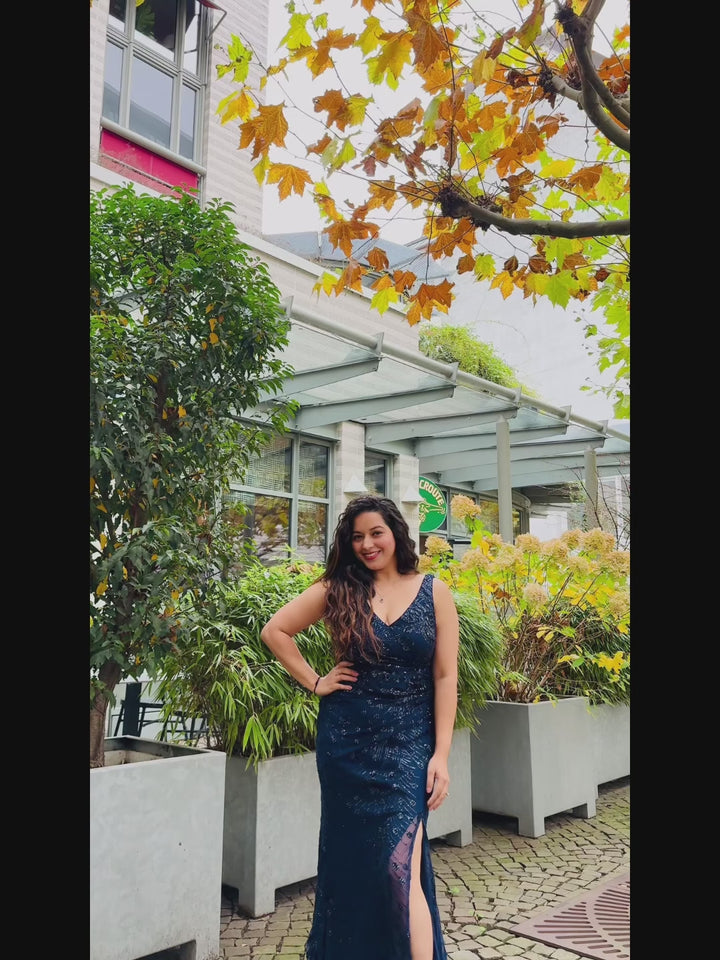 ever JUNIPER| Knotted Sequin Sleeveless Bodycon Formal Evening Dress Fan Photos video 1