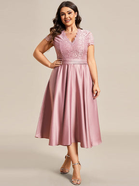 Plus Size V-neck Lace Bodice A-line Cocktail Dress with Pockets