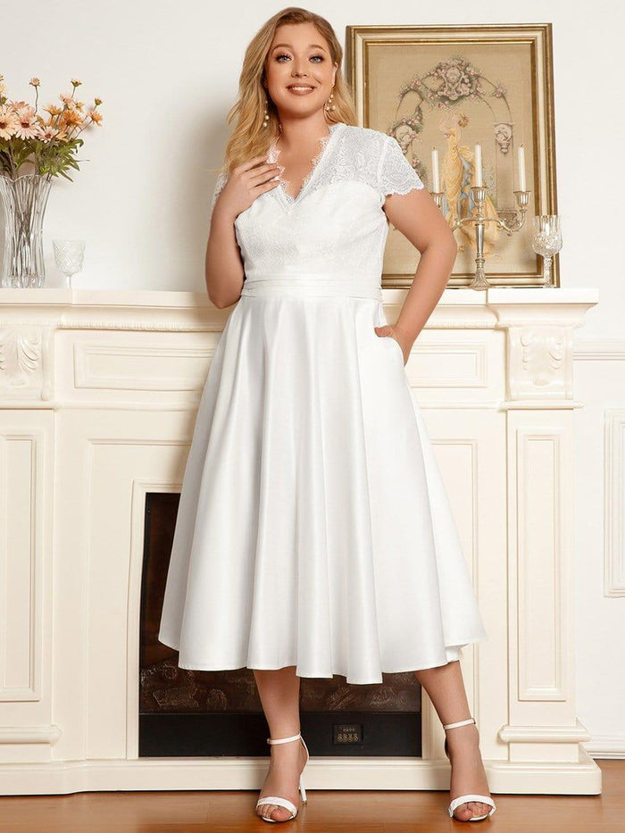 Plus Size White V-neck Formal Cocktail Dress with Pockets