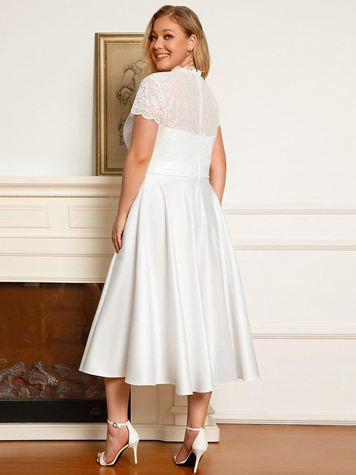 Plus Size White V-neck Formal Cocktail Dress with Pockets
