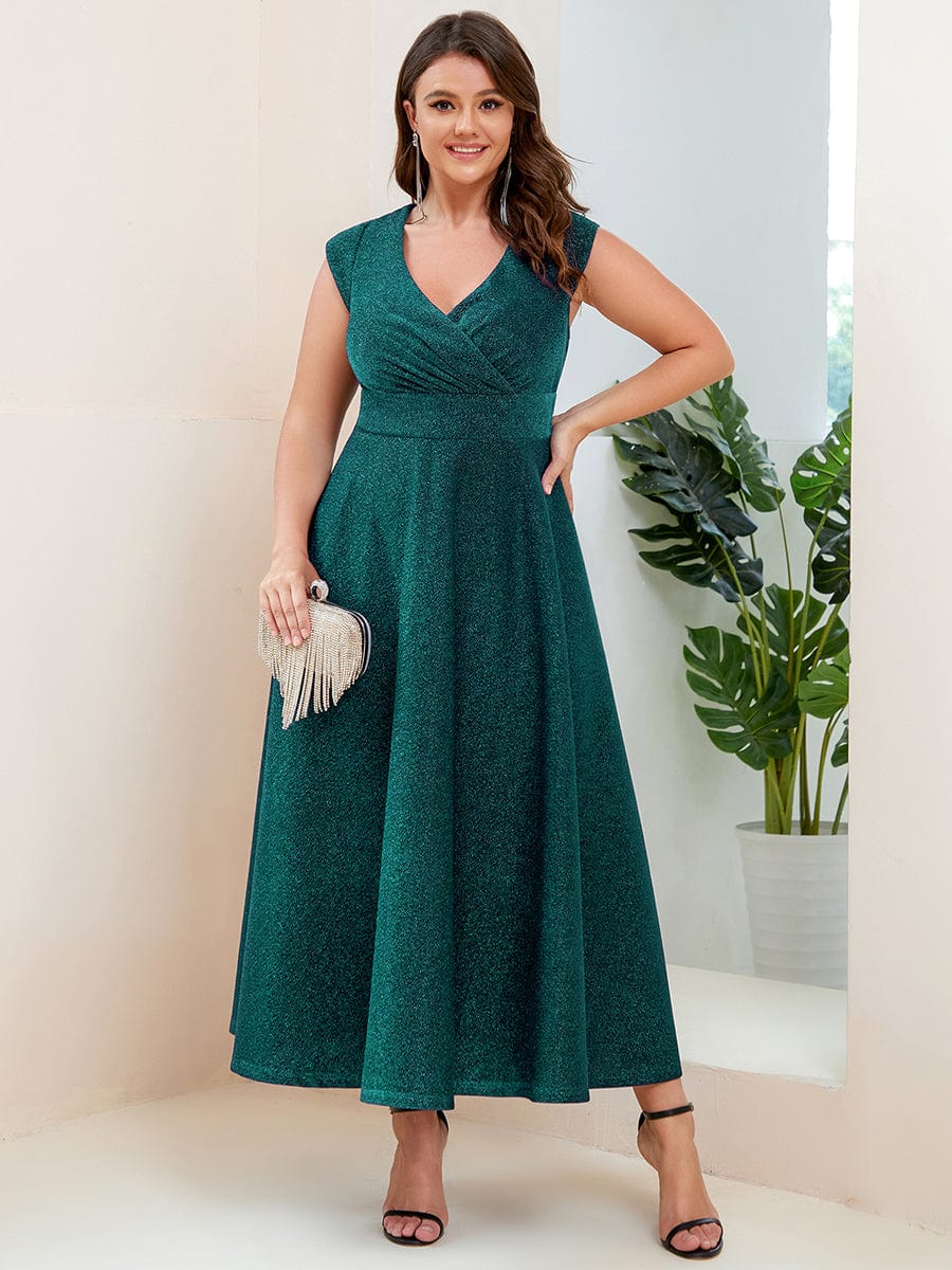 Plus Size Pleated A-Line Cap Sleeve V-Neck  Evening Dress #color_Dark Green