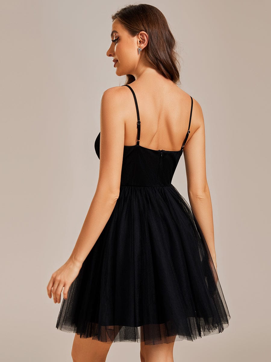 Dreamy Spaghetti Strap Tulle Short Pleated Homecoming Dress #color_Black