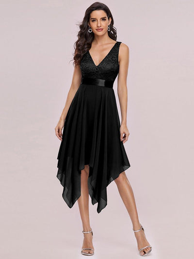 Stunning V Neck Lace & Chiffon Prom Dress for Women #color_Black