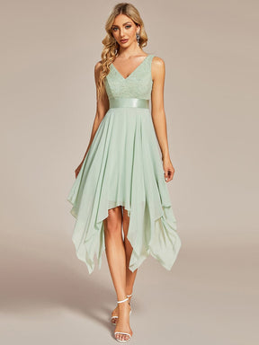 Stunning V Neck Prom Lace Dress for Women