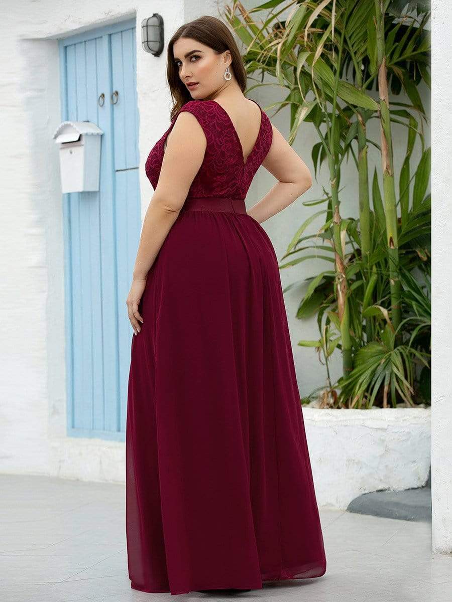 Plus Size Classic Round Neck V Back A-Line Chiffon Bridesmaid Dresses with Lace #color_Burgundy 