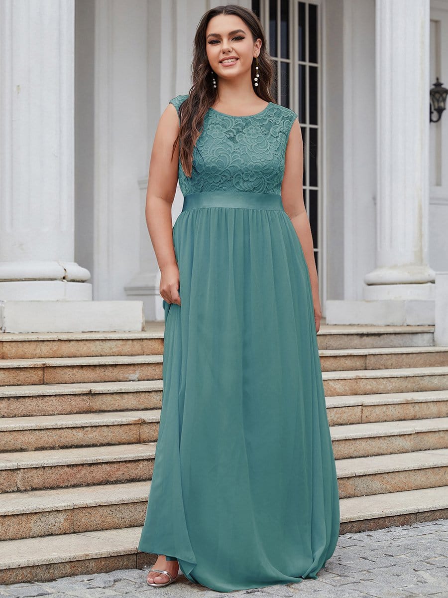 Plus Size Classic Round Neck V Back A-Line Chiffon Bridesmaid Dresses with Lace #color_Dusty Blue 