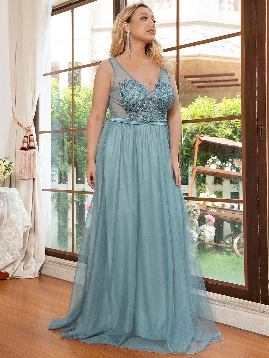 Custom Size A-Line V-Neck Floral Lace Appliques Bridesmaid Dress #color_Dusty Blue