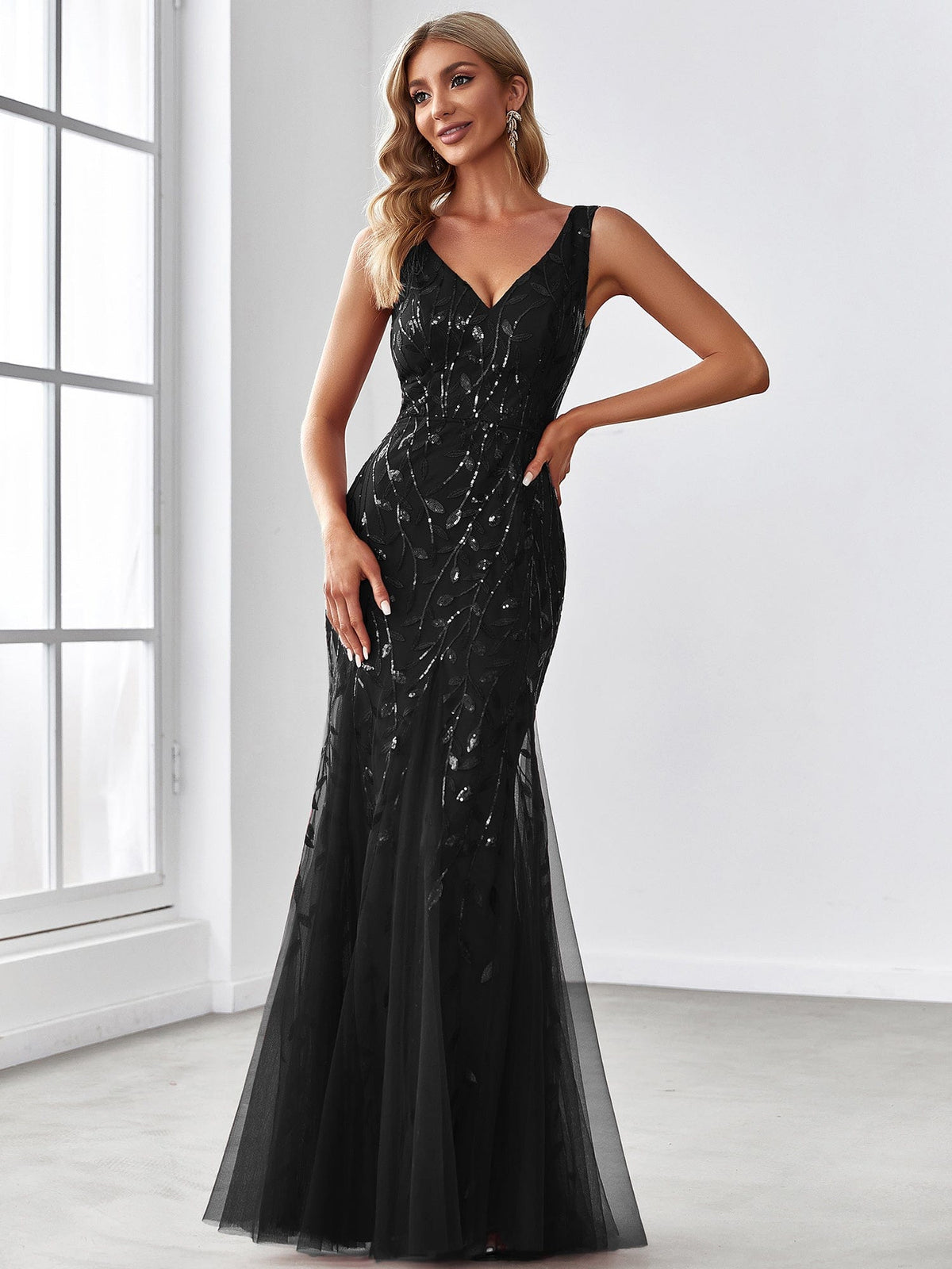 Women's Double V-Neck Fishtail Sequin Evening Dress #Color_Black